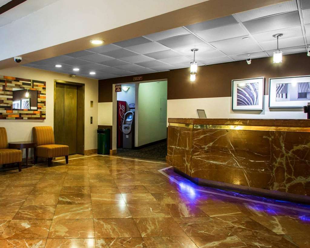 Quality Inn & Suites Tallahassee Interior photo